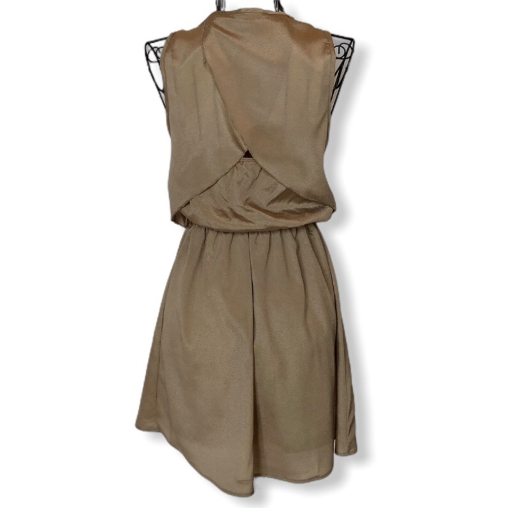 ISSI Sleeveless Belted Mini Dress Size Small - Picture 5 of 7